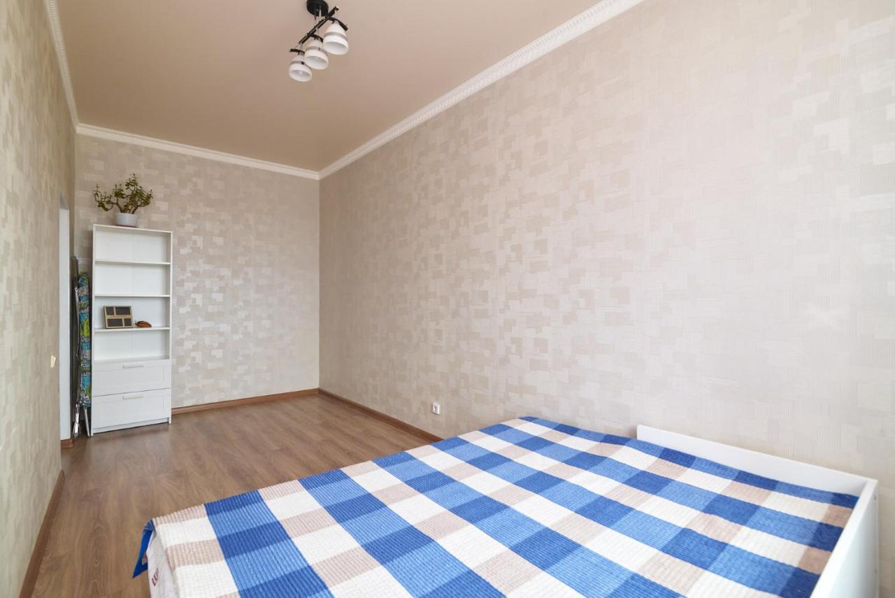 Квартира В Самом Центре Столицы Казахстана Apartment Astana Luaran gambar